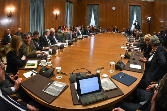 ΣΥΡΙΖΑ: αντισυστημισμός ή σοσιαλδημοκρατία; Yes, please